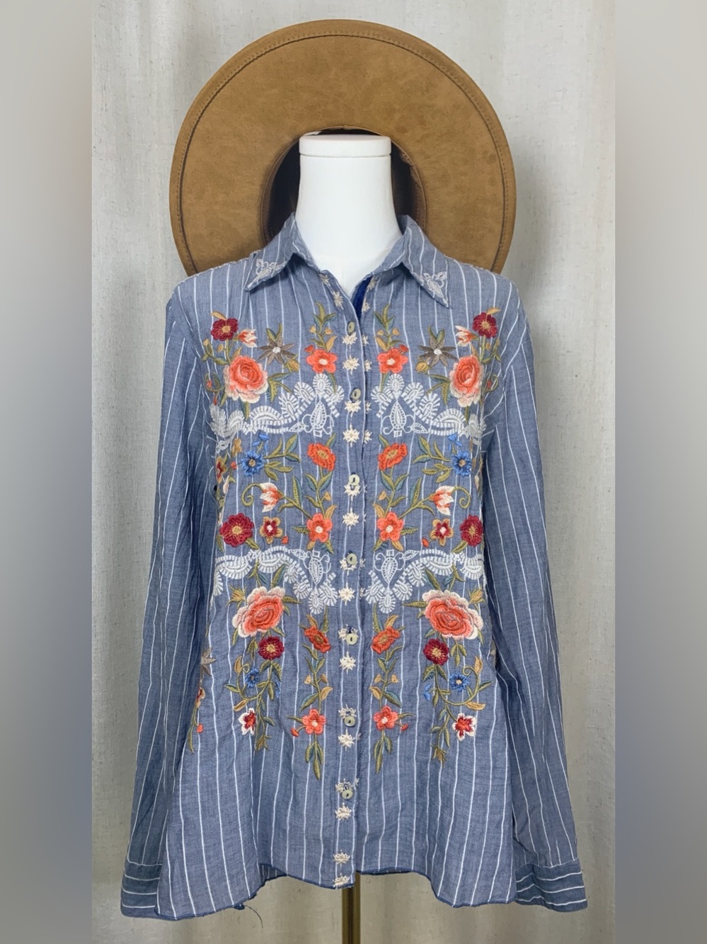 Johnny Was Workshop Embroidered Floral Stripe Button Up Tunic Shirt M Boho